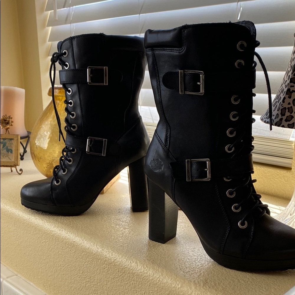 Harley-Davidson Black Heeled Boots with Buckles